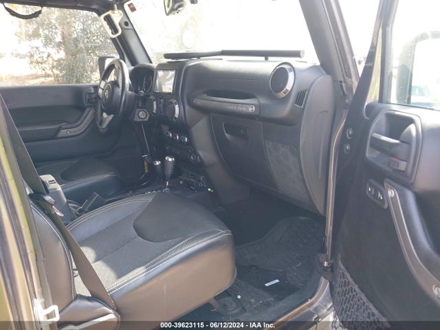 1C4BJWDG8GL192485 Jeep Wrangler Unlimited Freedom