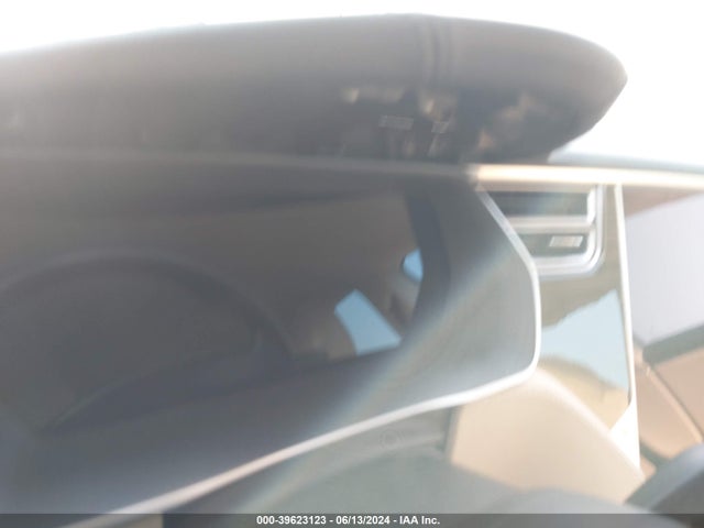 Tesla Model S P85 2014 5YJSA1H19EFP66018 Image 11