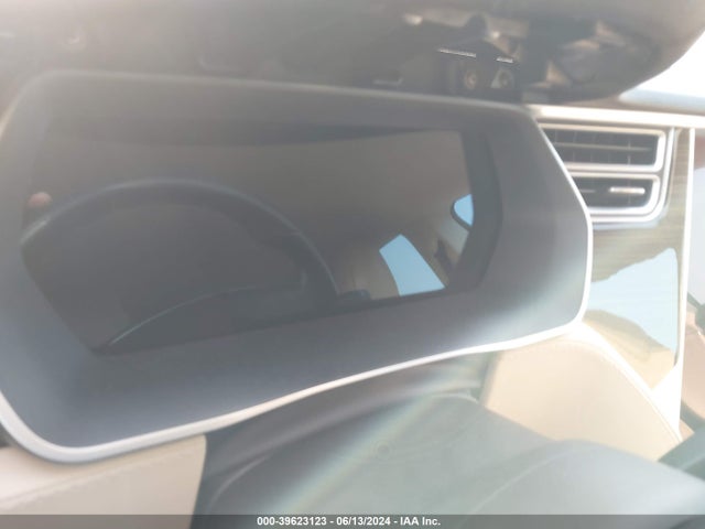 Tesla Model S P85 2014 5YJSA1H19EFP66018 Image 7