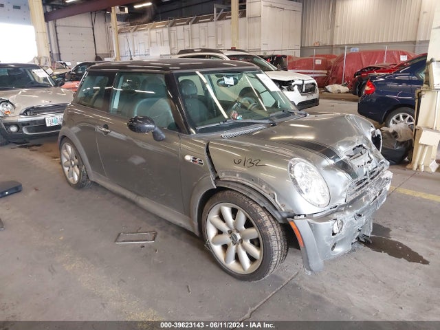 2002 MINI COOPER S WMWRE334X2TD54943 Photo 0