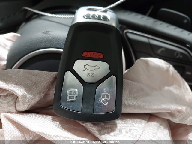 WAUENAF44KN014106 Audi A4 45 Premium