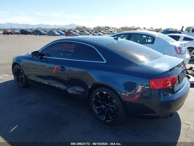 WAULFAFR5EA008584 Audi A5 2.0t Premium
