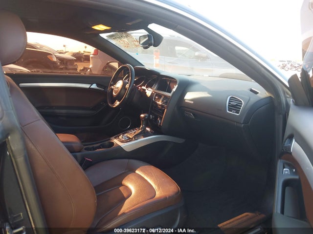 WAULFAFR5EA008584 Audi A5 2.0t Premium