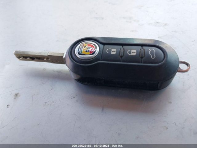 3C3CFFFHXFT690061 Fiat 500 ABARTH