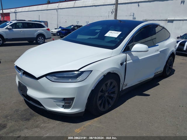 Tesla Model X P100d 2017 5YJXCBE46HF038228 Image 2