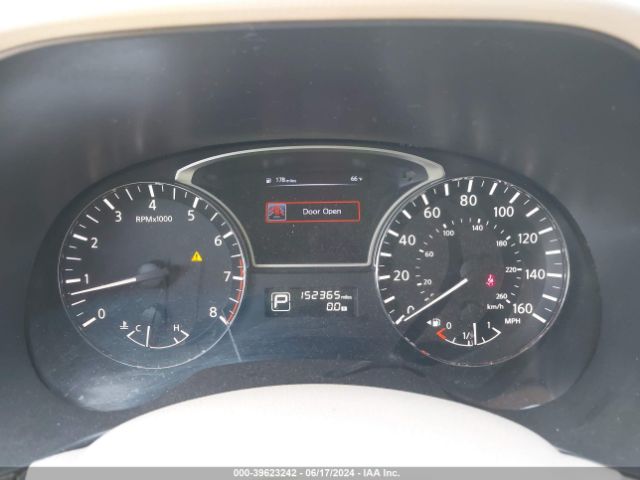 5N1AR2MN6EC728886 Nissan Pathfinder Sv