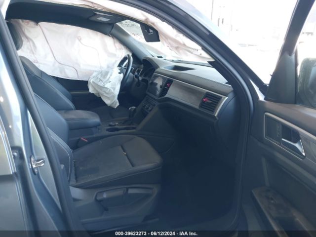 1V26E2CA4LC213952 Volkswagen Atlas Cross Sport 3.6l V6 Se W/technology/3.6l V6 Se W/technology R-line