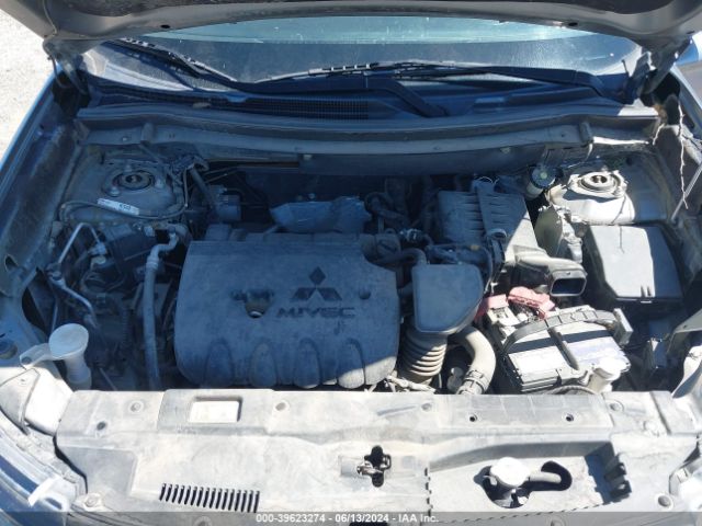 JA4AD3A31KZ049493 Mitsubishi Outlander Se