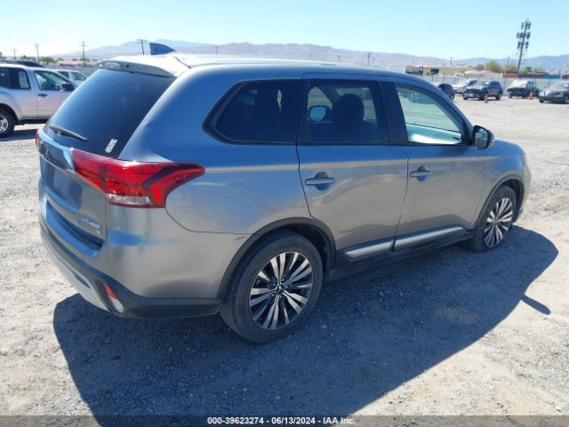 JA4AD3A31KZ049493 Mitsubishi Outlander Se