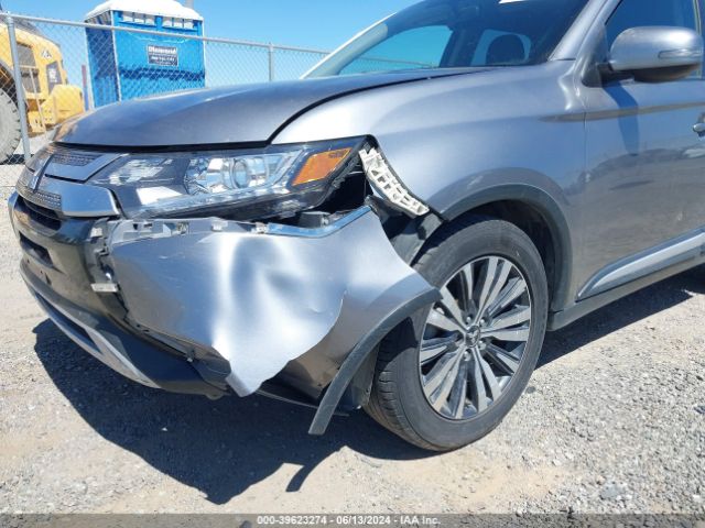 JA4AD3A31KZ049493 Mitsubishi Outlander Se