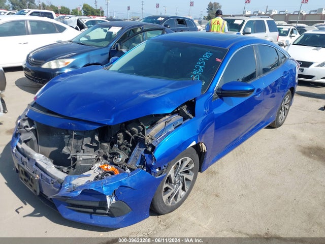 Honda CIVIC EX 2018 2HGFC2F73JH523156 Image 2
