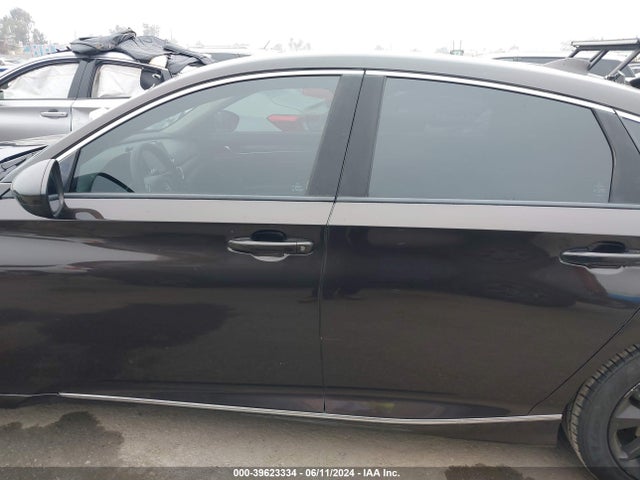 1HGCV1F11JA075663 Honda ACCORD LX