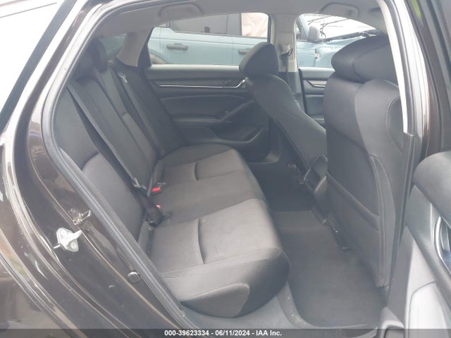 1HGCV1F11JA075663 Honda ACCORD LX