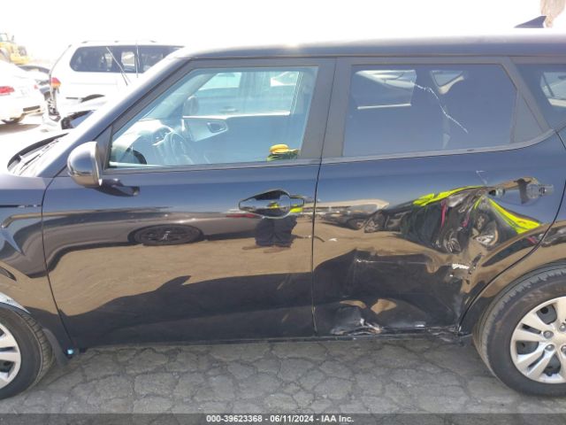 KNDJ23AU2P7839098 KIA SOUL LX