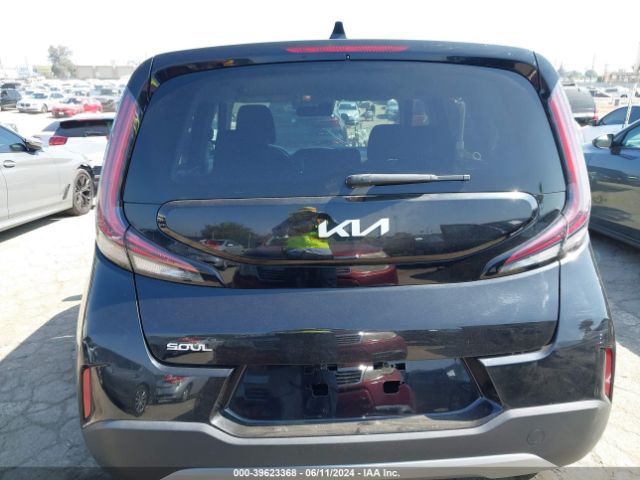 KNDJ23AU2P7839098 KIA SOUL LX