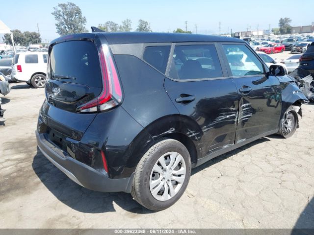 KNDJ23AU2P7839098 KIA SOUL LX