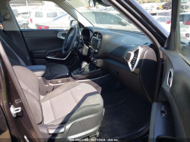 KNDJ23AU2P7839098 KIA SOUL LX