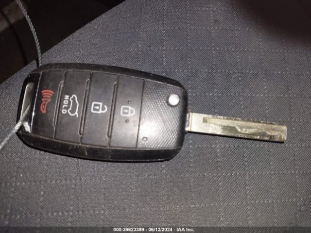 5XYPGDA53LG617581 KIA Sorento 3.3l Lx