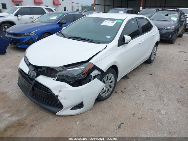 Toyota COROLLA LE 2019 5YFBURHEXKP913925 Image 2