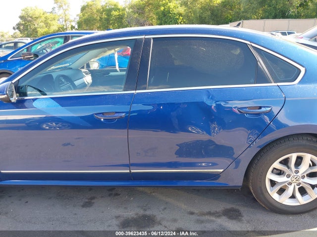 1VWAT7A30GC042073 Volkswagen Passat 1.8t S