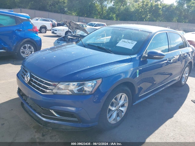 1VWAT7A30GC042073 Volkswagen Passat 1.8t S