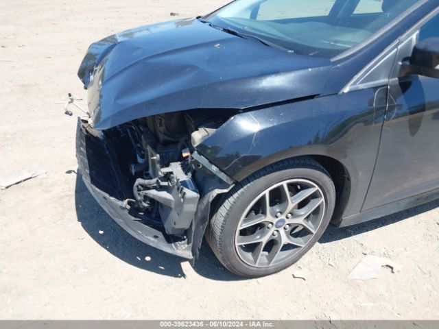 1FADP3K28GL372942 Ford FOCUS SE
