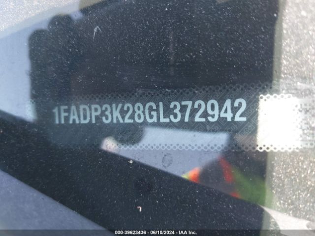 1FADP3K28GL372942 Ford FOCUS SE