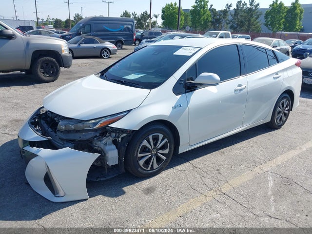 Toyota Prius Prime Premium 2017 JTDKARFPXH3065964 Image 2
