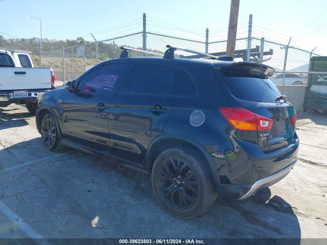 JA4AP3AU5HZ069240 Mitsubishi Outlander Sport 2.0 Le