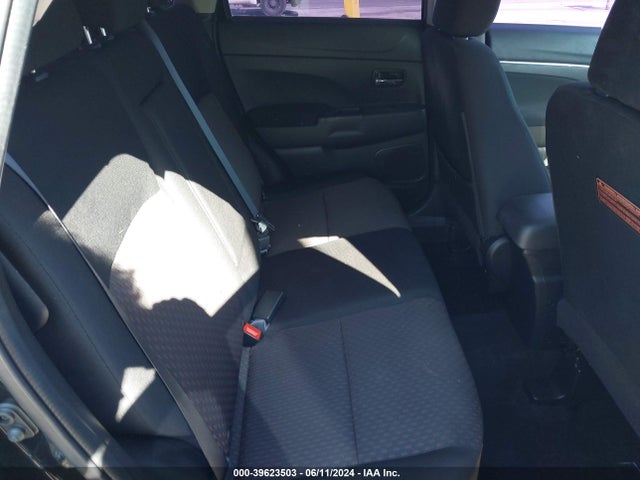 JA4AP3AU5HZ069240 Mitsubishi Outlander Sport 2.0 Le