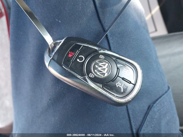 Buick Envision Essence 2017 LRBFXBSA1HD222055 Image 11