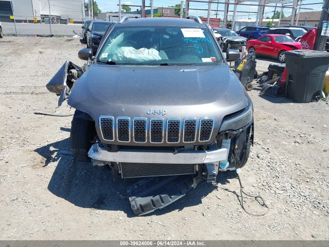 1C4PJMLX4KD318453 Jeep Cherokee Latitude Plus 4x4