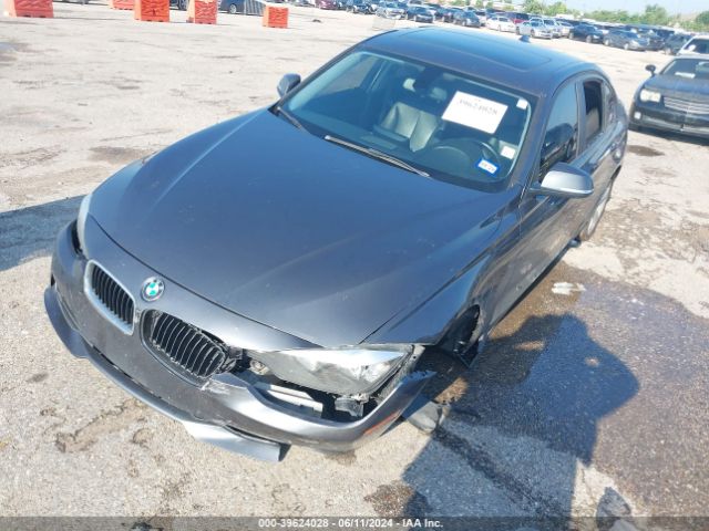 WBA3B1G52FNT64413 BMW 320i