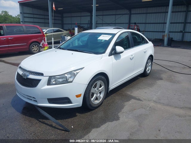 Chevrolet Cruze 1lt Auto 2014 1G1PC5SB3E7360825 Image 2
