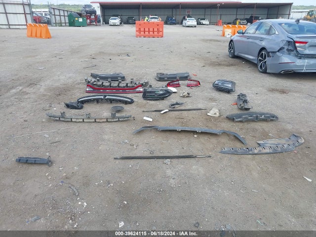 2C3CDXBG4HH546168 Dodge Charger Se Rwd