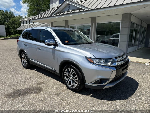 Mitsubishi Outlander Se/sel 2017 JA4AZ3A39HZ008409 Image 1