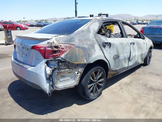 Toyota COROLLA SE 2018 2T1BURHE9JC074638 Image 4