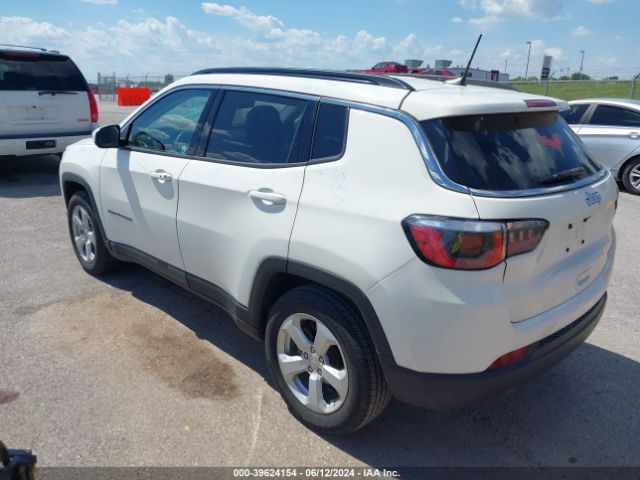 3C4NJCBB4KT749988 Jeep Compass Latitude Fwd