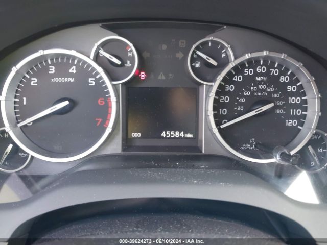 5TFUY5F15EX401520 Toyota Tundra Sr5 5.7l V8