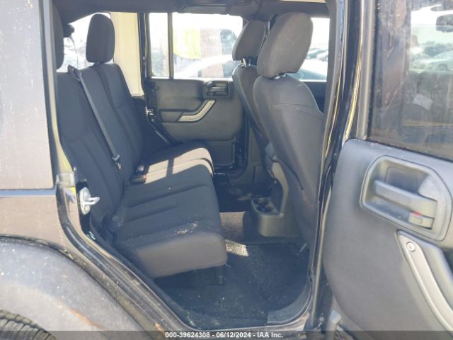 1C4BJWDG4HL724476 Jeep Wrangler Unlimited Sport 4x4