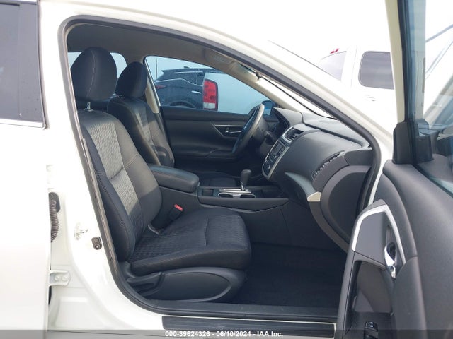 Nissan Altima 2.5 S 2018 1N4AL3AP9JC140143 Image 5