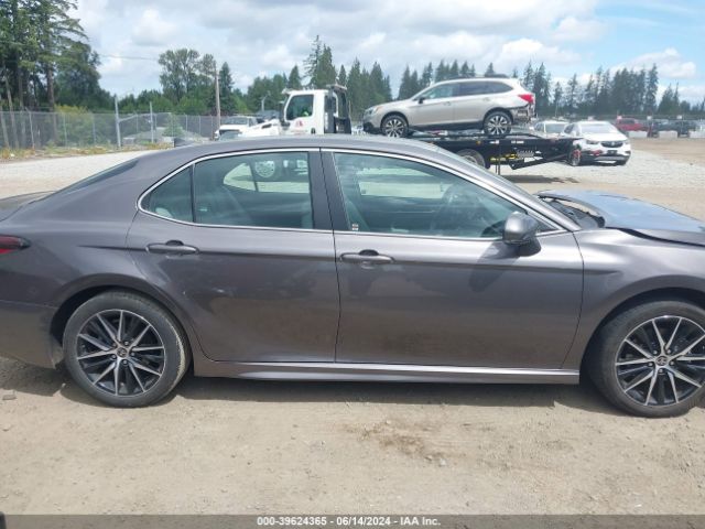4T1G11AK3NU717604 Toyota CAMRY SE