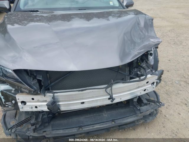 4T1G11AK3NU717604 Toyota CAMRY SE
