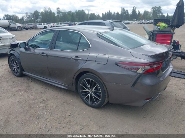 4T1G11AK3NU717604 Toyota CAMRY SE
