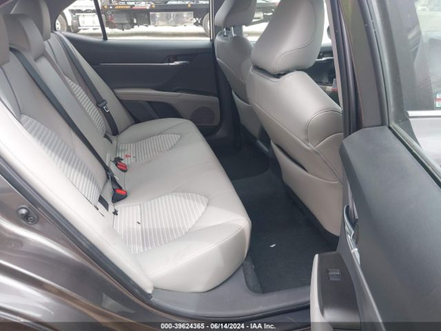 4T1G11AK3NU717604 Toyota CAMRY SE