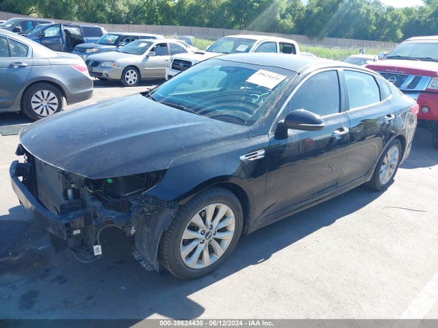 KIA Optima Lx 2016 5XXGT4L38GG062533 Image 2