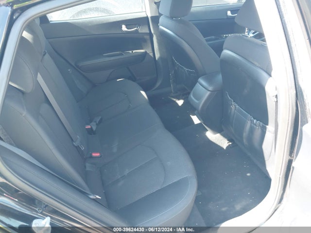 KIA Optima Lx 2016 5XXGT4L38GG062533 Image 8