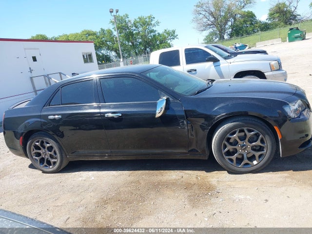 Chrysler 300 300s Awd 2017 2C3CCAGG6HH540400 Image 13
