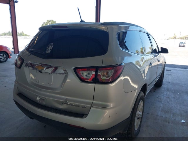 Chevrolet Traverse Ls 2015 1GNKRFKD6FJ196604 Image 4