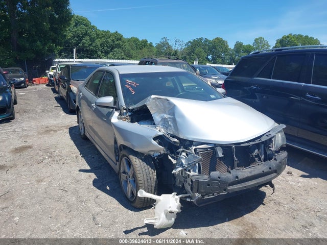 2014 4T1BF1FK8EU455583 main image